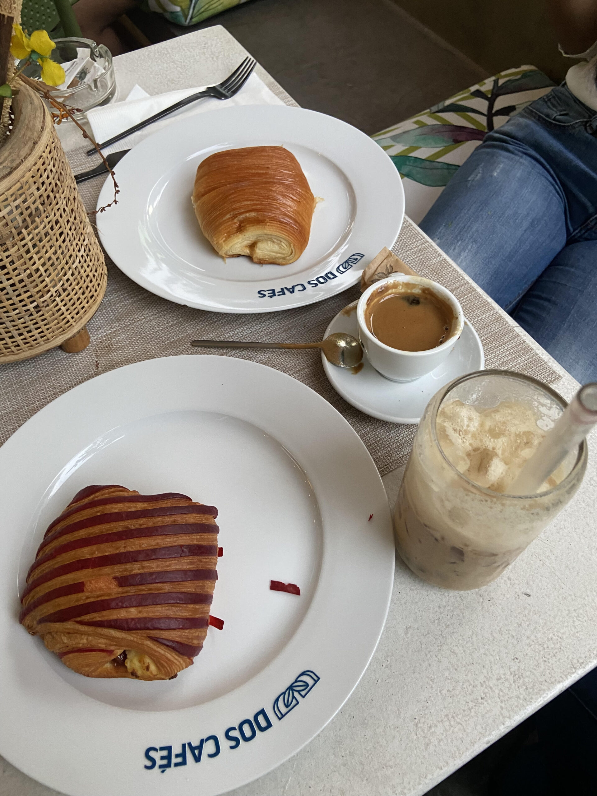 Dos cafés para dos, por favor