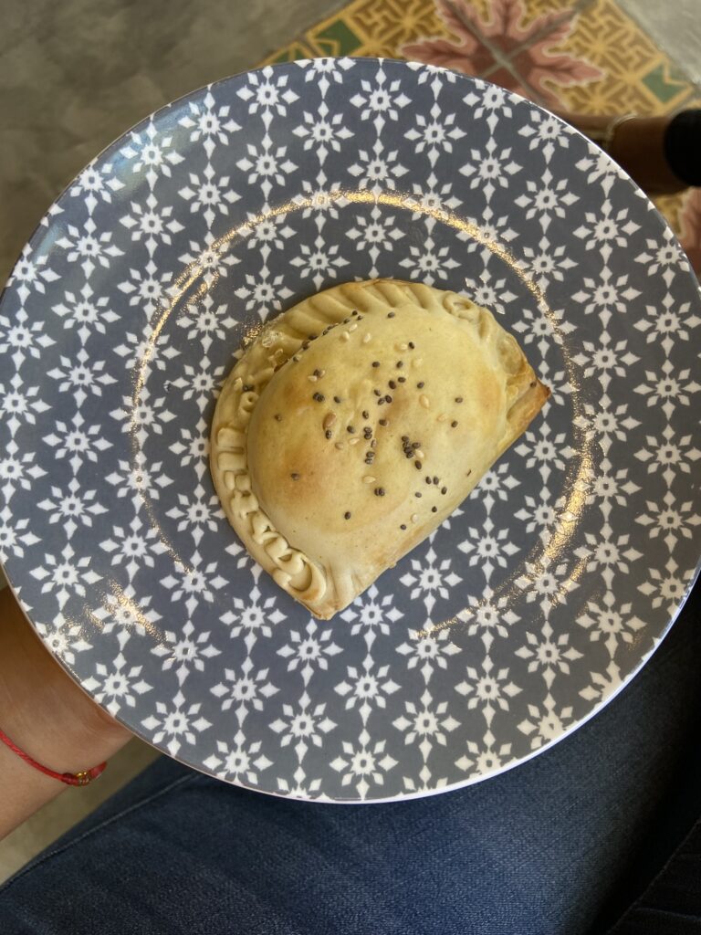 Empanada de queso horneado